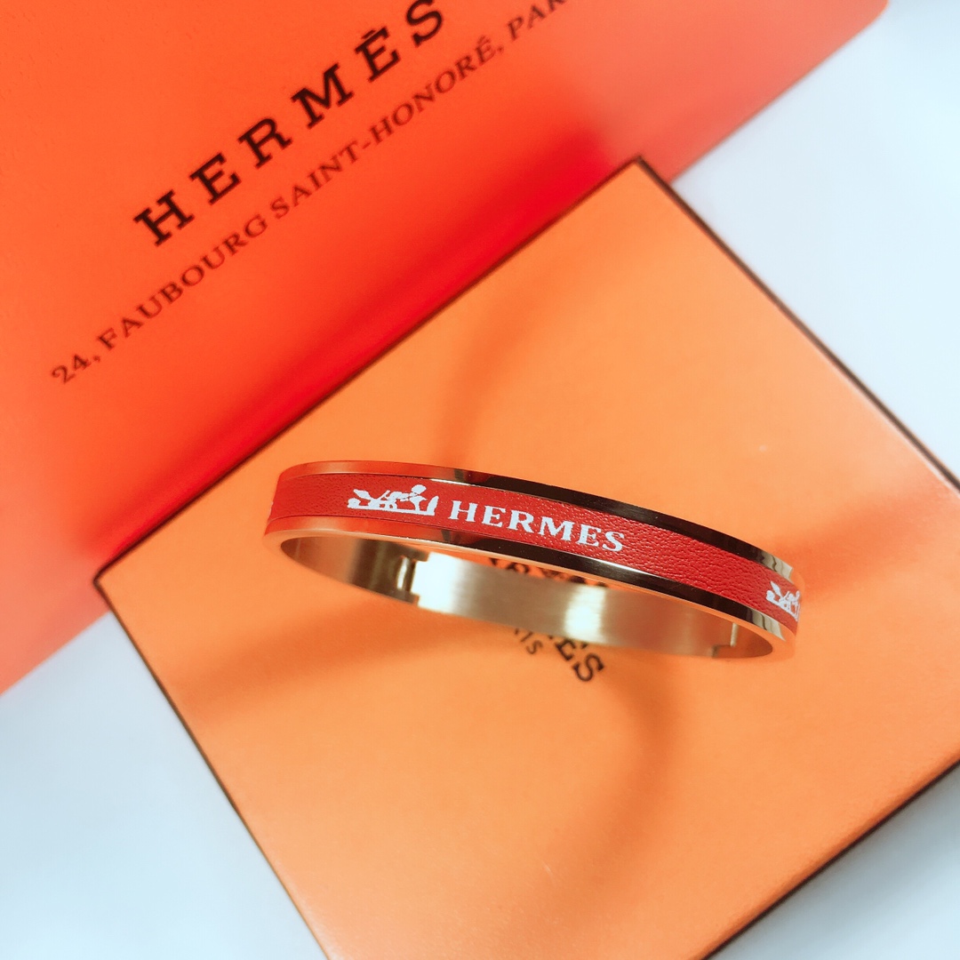 Hermes bracelet
