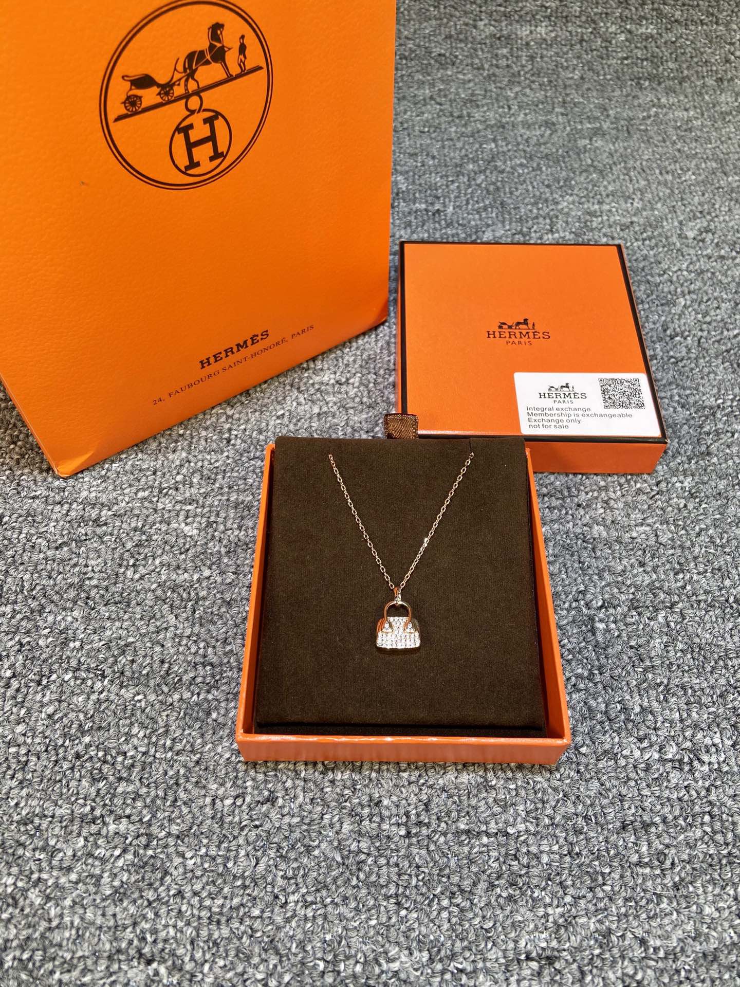 Hermes necklace