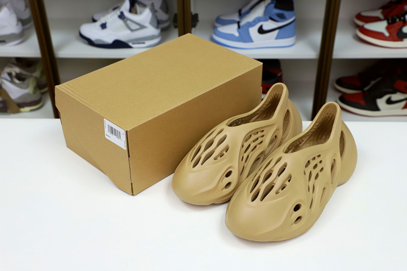 YEEZY FOAM RUNNER OCHRE