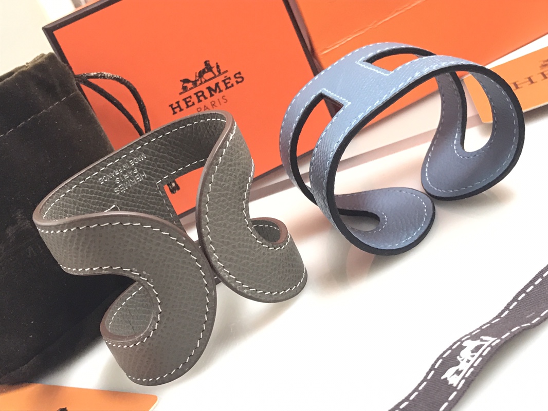 Hermes bracelet