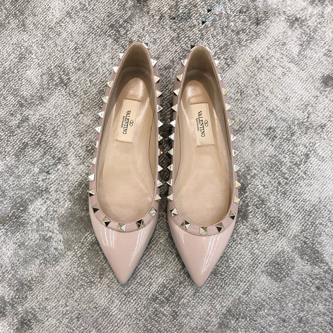 Valentino VT Collection Flats Patent Leather Nude Pink