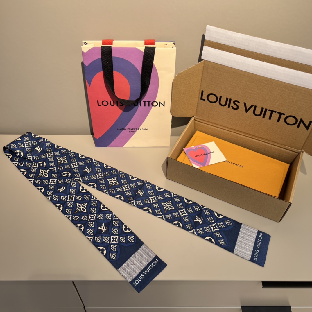 𝐋𝐨𝐮𝐢𝐬 𝐕𝐮𝐢𝐭𝐭𝐨𝐧 