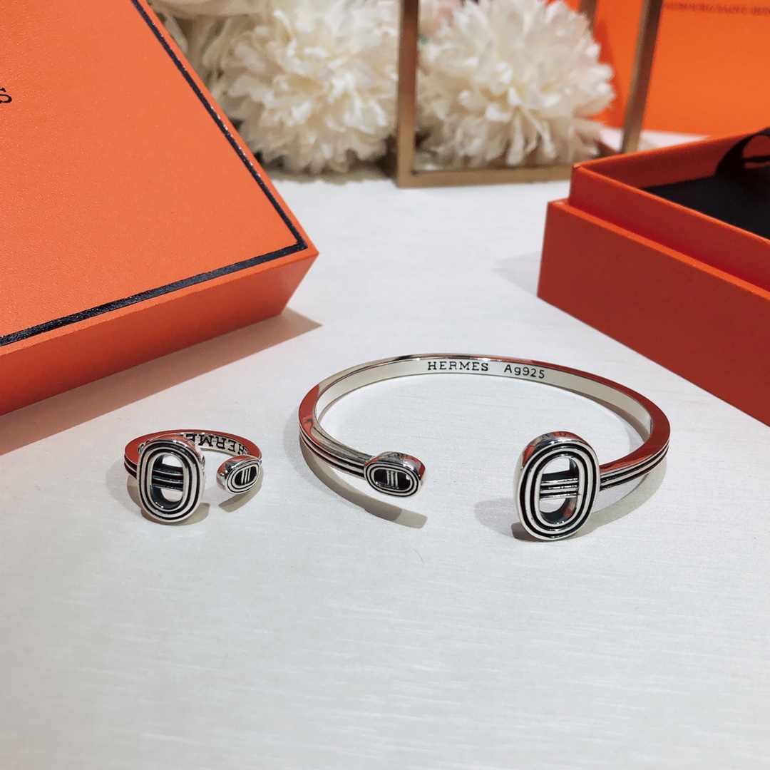 Hermes Rings