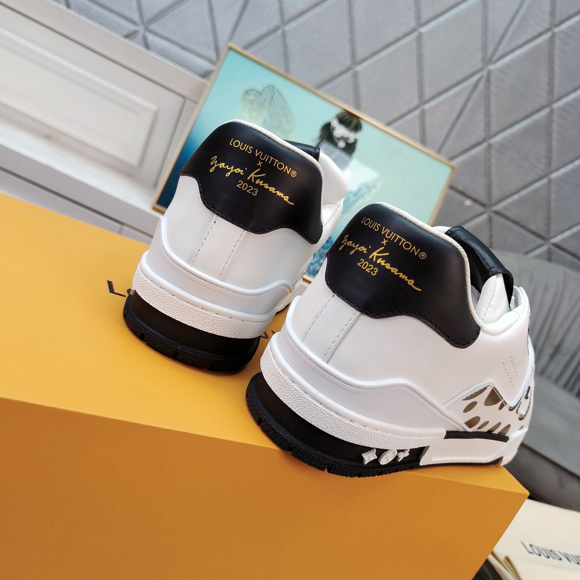 Louis Vuitton TRAINER sneakers