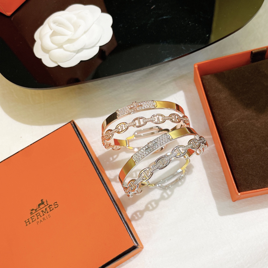 Hermes bracelet