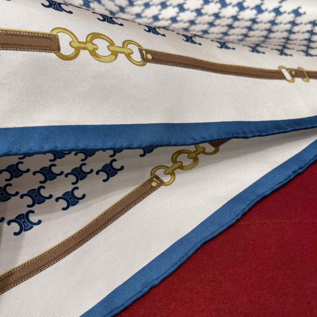 𝐂𝐞𝐥𝐢𝐧𝐞 Iconic Arc de Triomphe ➕ Chain Element 100% Mulberry Silk