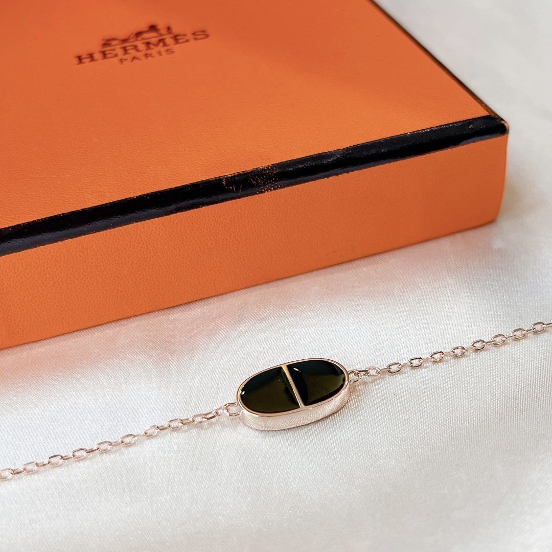 Hermes bracelet