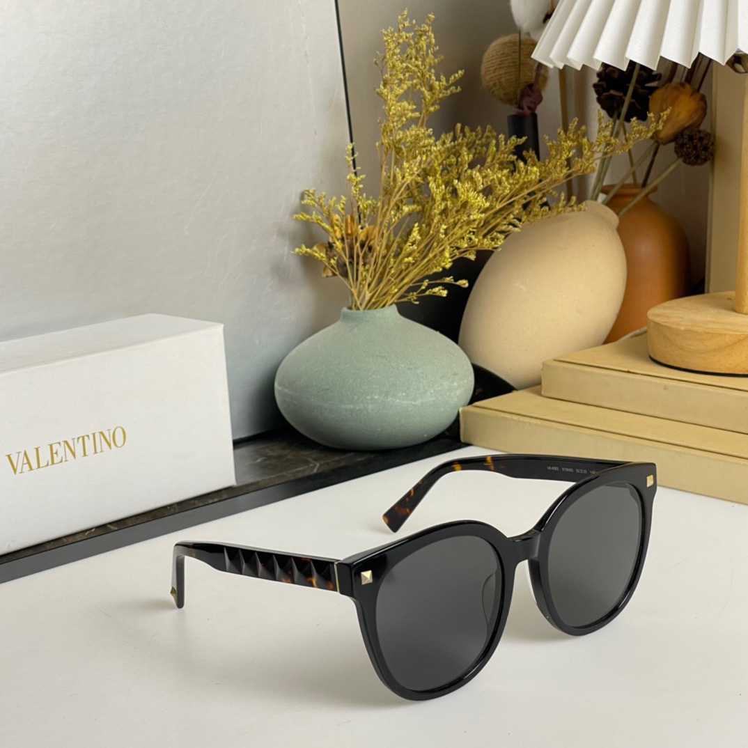 VALENTINO MODEL：VA4083