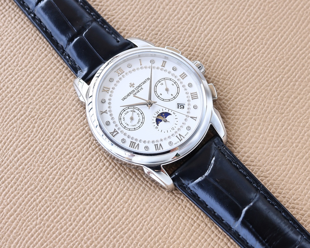 Blancpain - This functional watch comes from the classic Blancpain collection