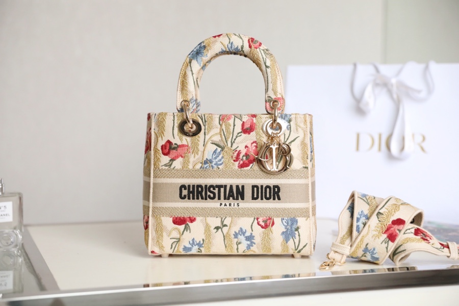Dior Hibiscus embroidered canvas beige DR-031