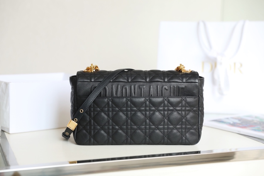 [DlOR CARO] Black soft cow leather rattan check DR-081