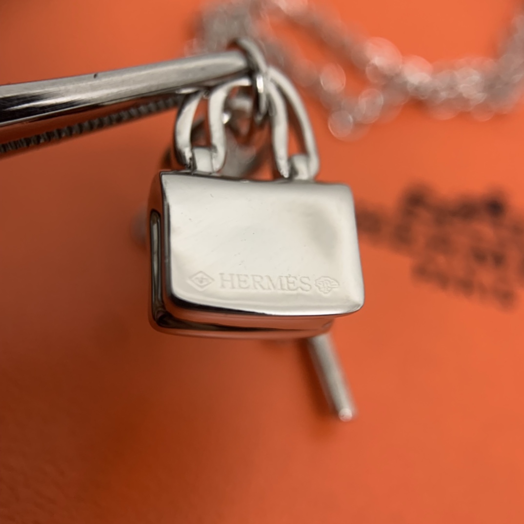 Hermes necklace