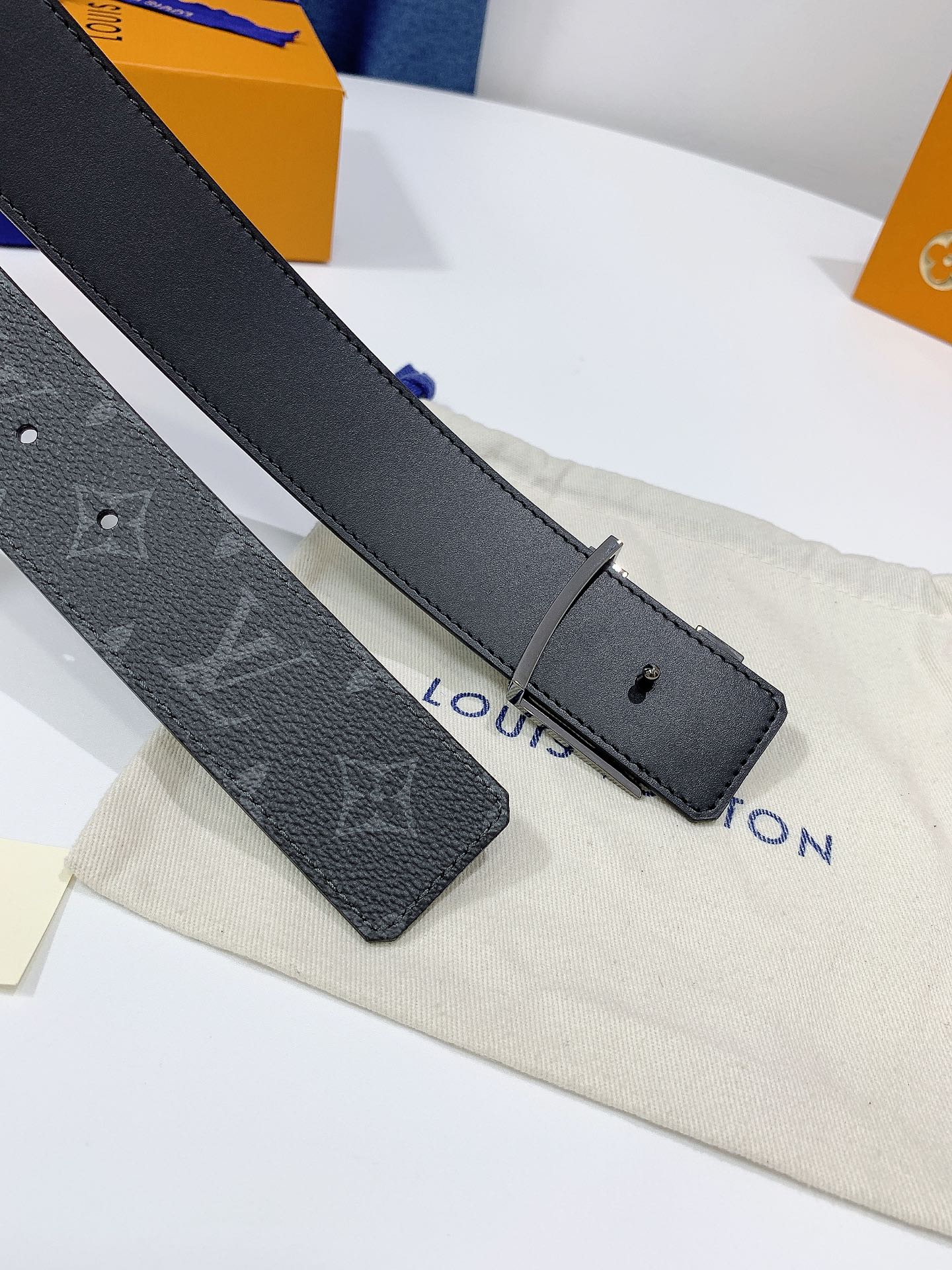 LOUIS VUITTO genuine integrated casting hardware