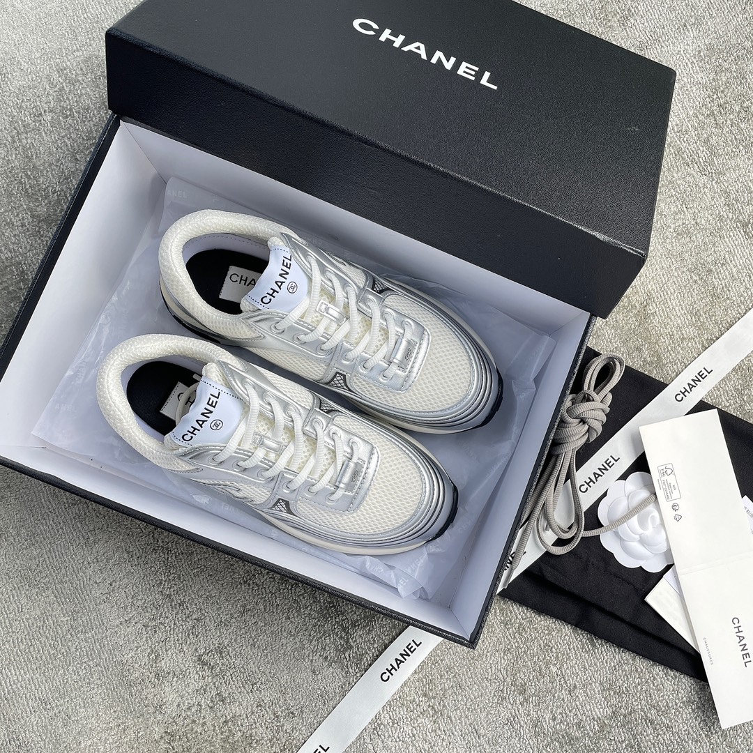 CHANEL A very good-looking sneaker TPU outsole Custom fabric metallic texture