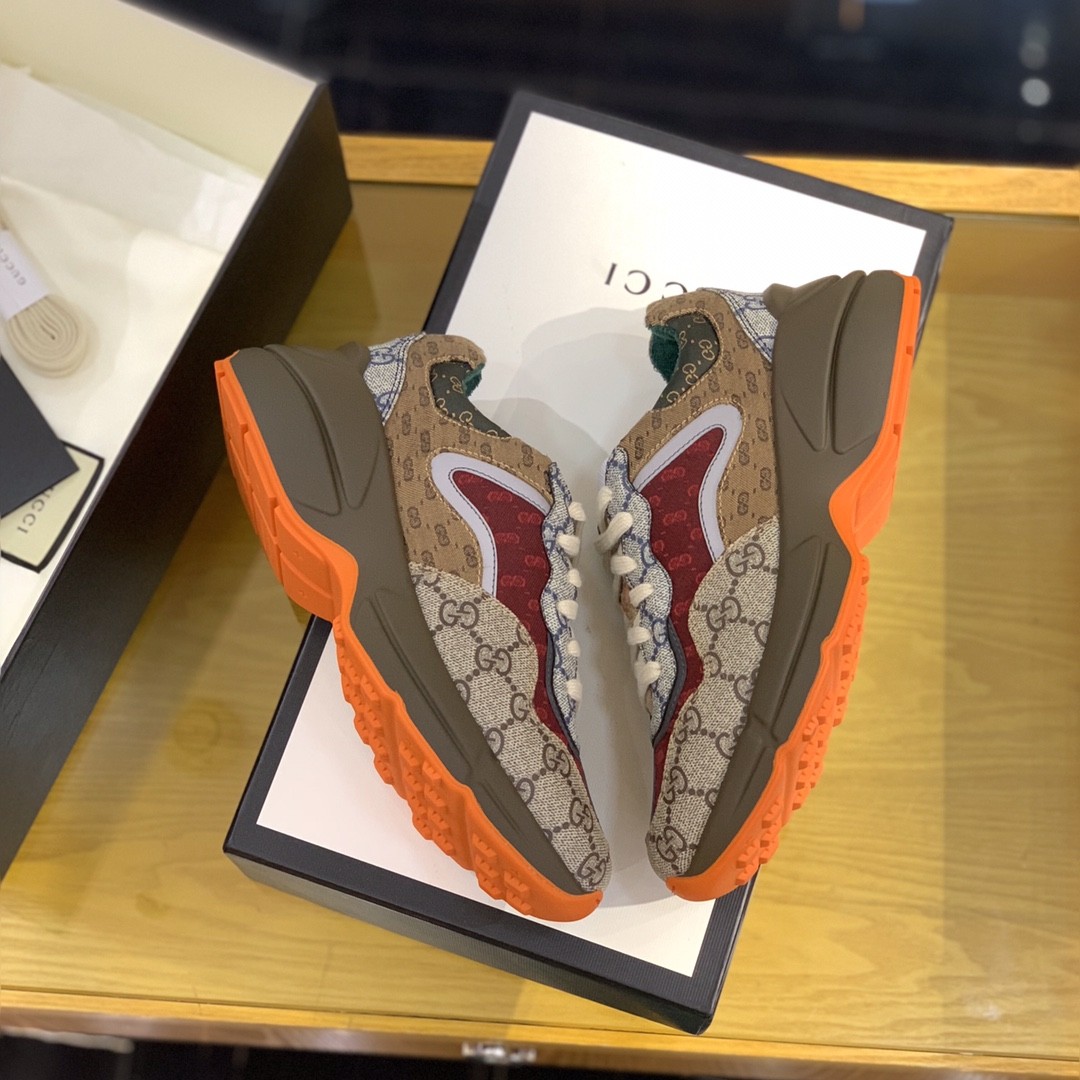 Gucci Retro Clunky Sneaker