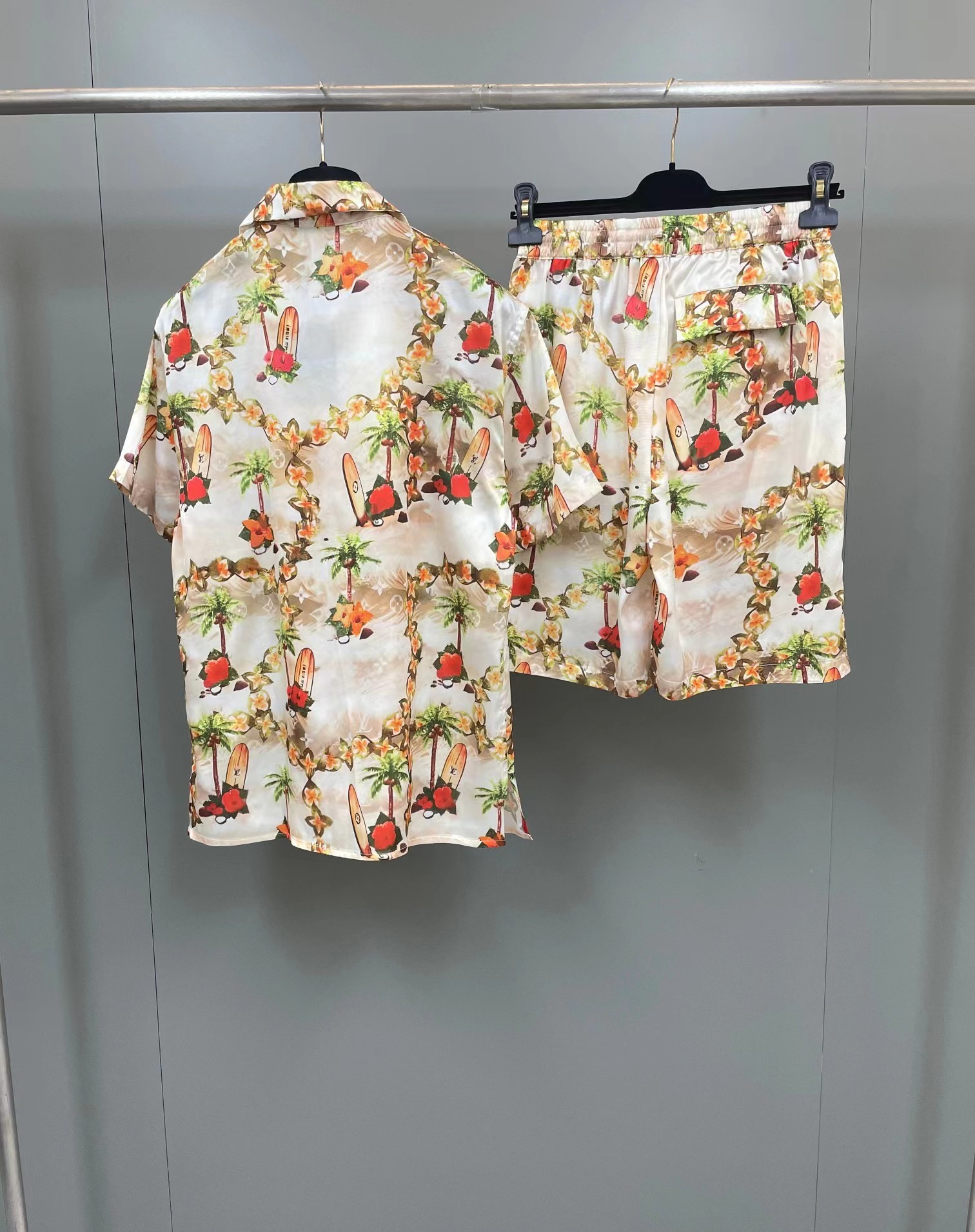 Louis Vuitton 24 summer set