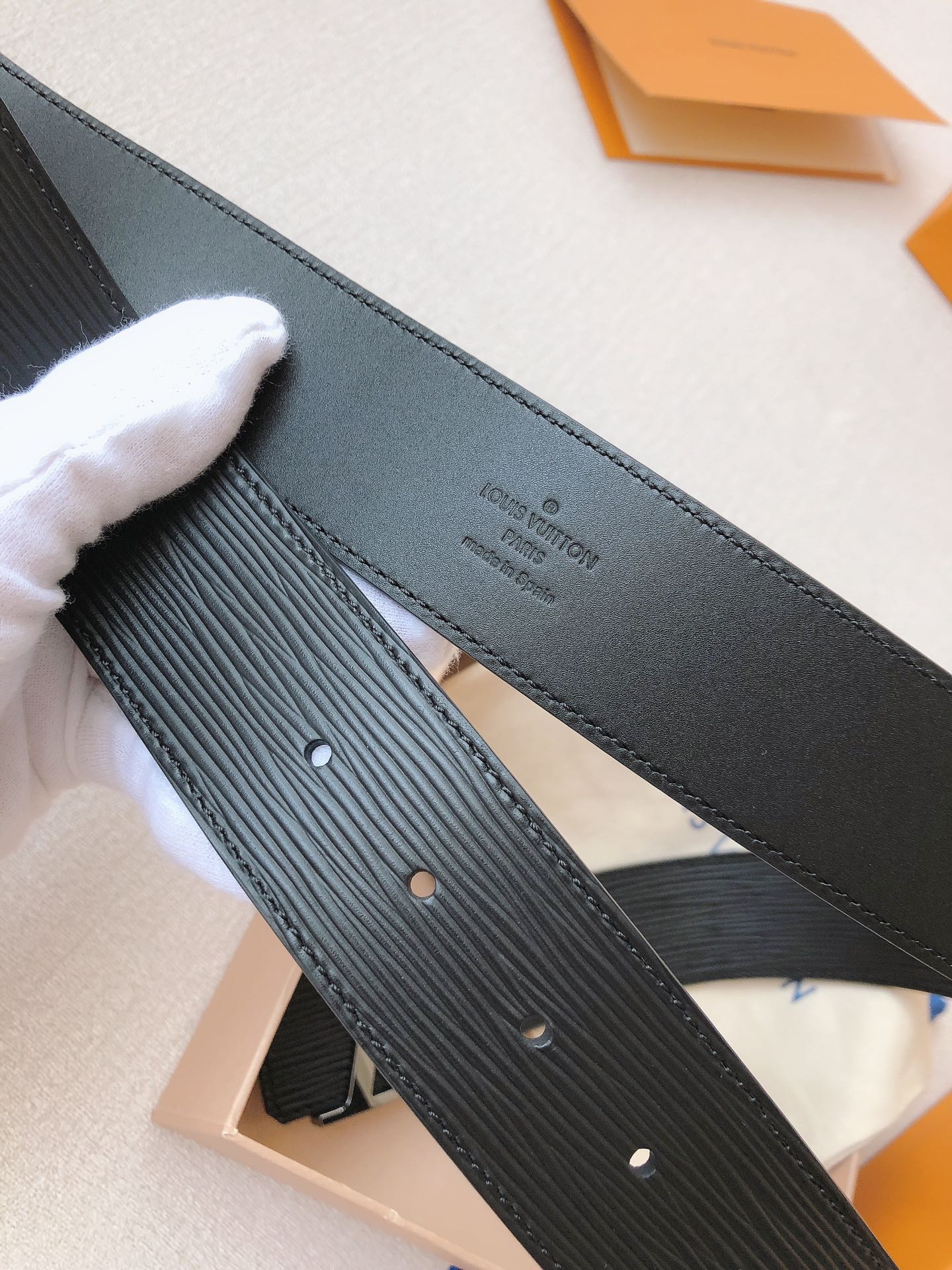 LOUIS VUITTO initials belt