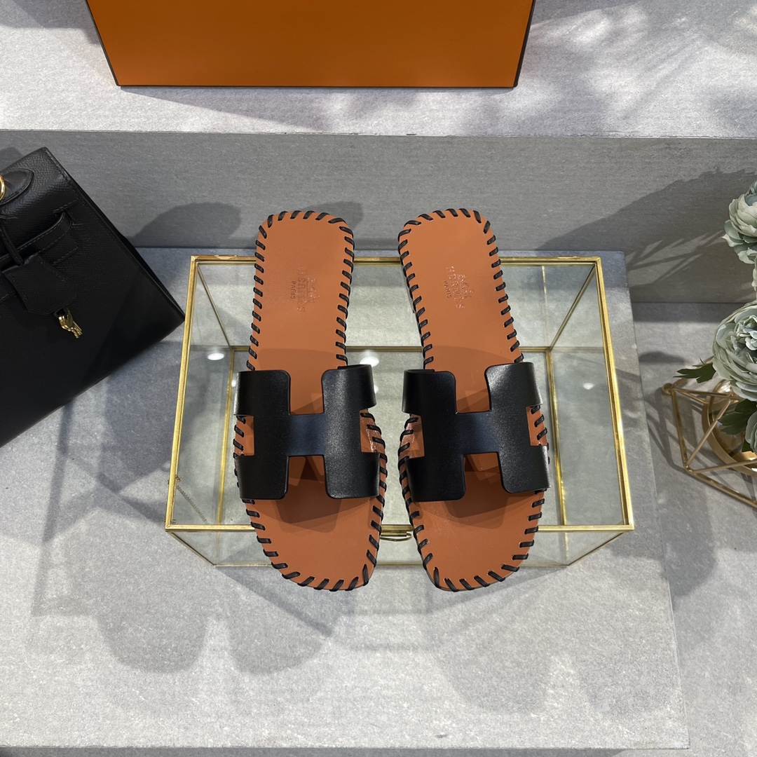 Hermes new woven slippers