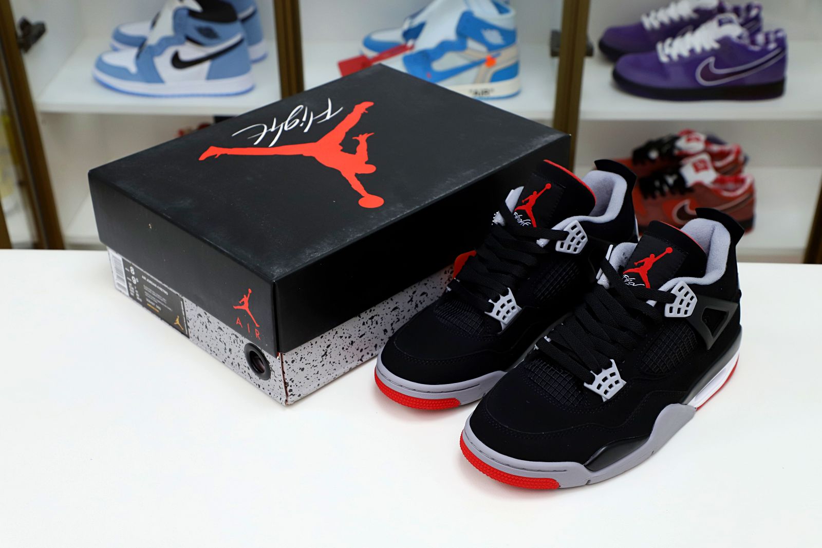 AIR JORDAN 4 RETRO OG BRED 2019