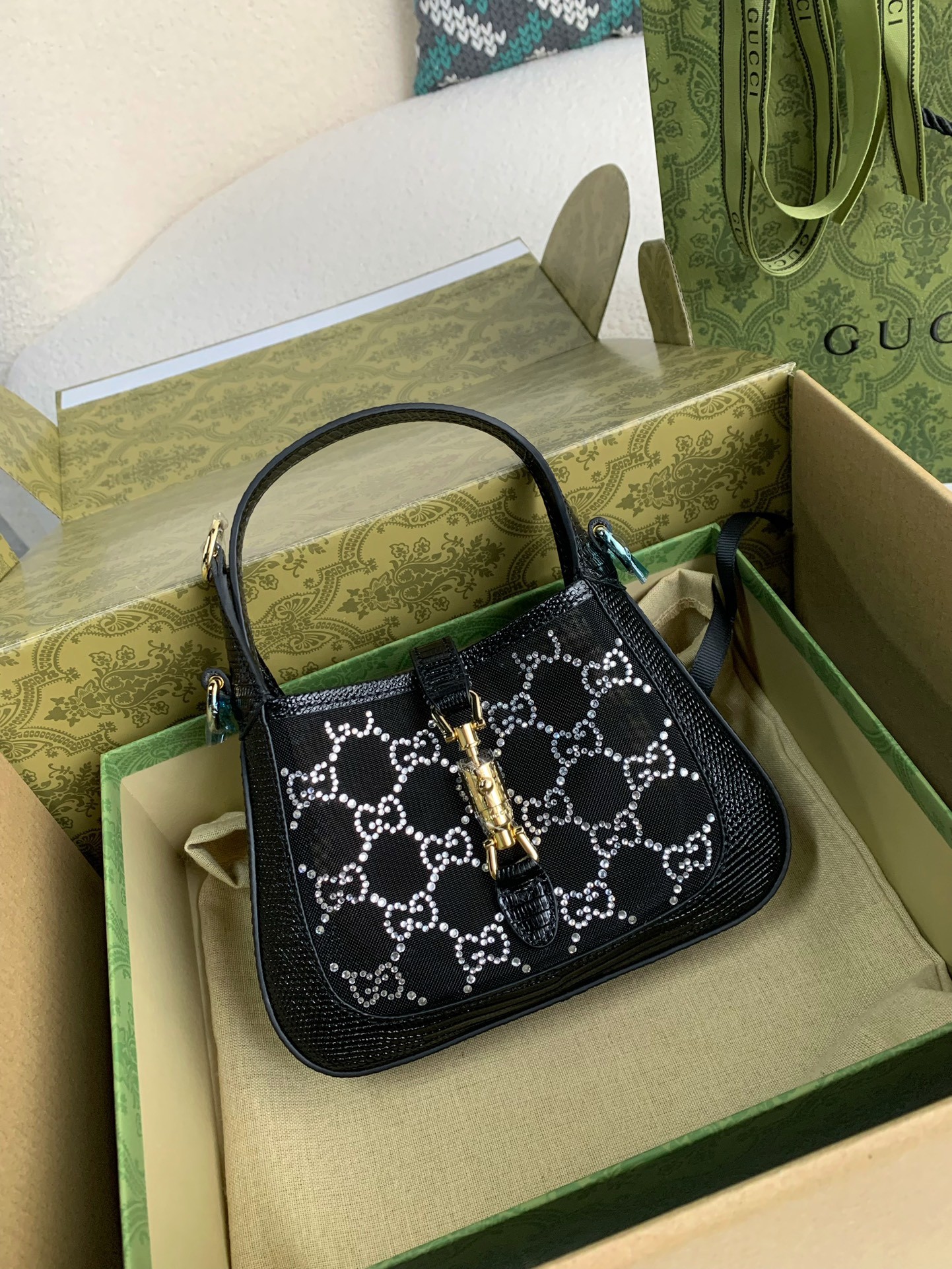 Gucci Jackie 1961 series mini handbag 19*13*3cm
