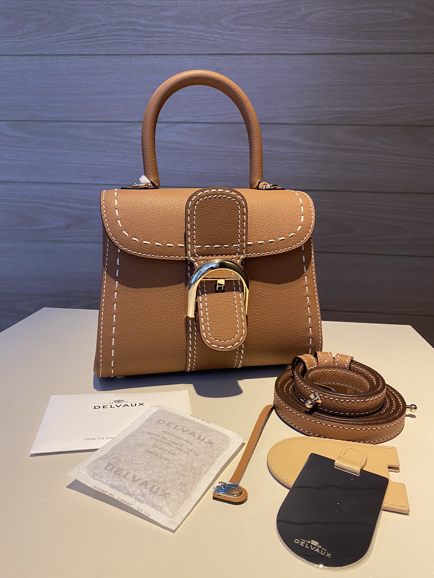 DELVAUX      🇧🇪brillant togo