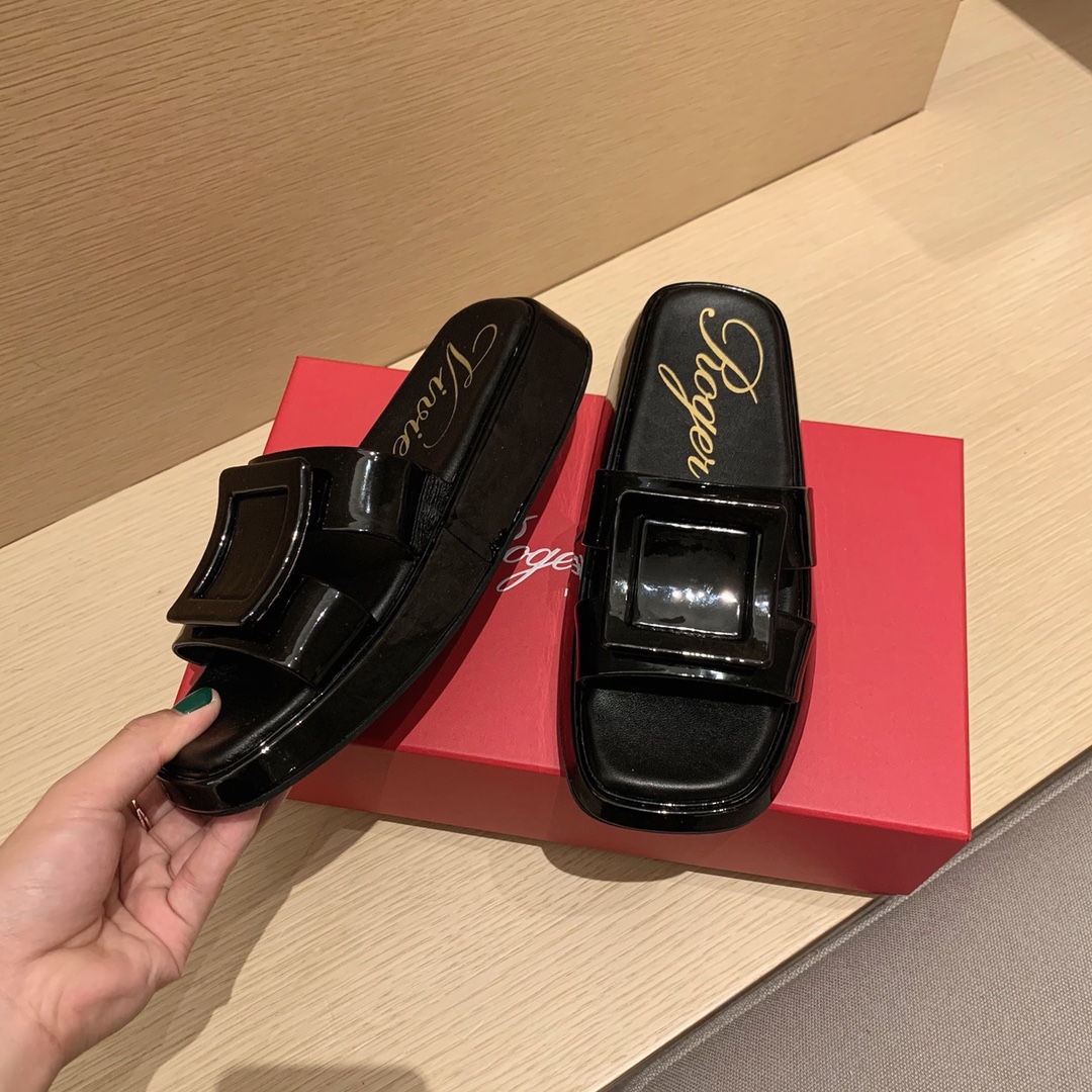 Roger Vivier | 𝟐𝟎𝟐𝟏/𝐒𝐒 𝐧𝐞𝐰 RV Top Edition Diamond Buckle Slippers Swarovski Crystal Diamonds