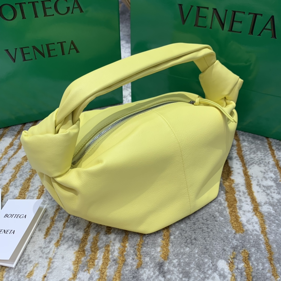 Bottega Veneta  𝗠𝗜𝗡𝗜 𝗕𝗔𝗚 #629635