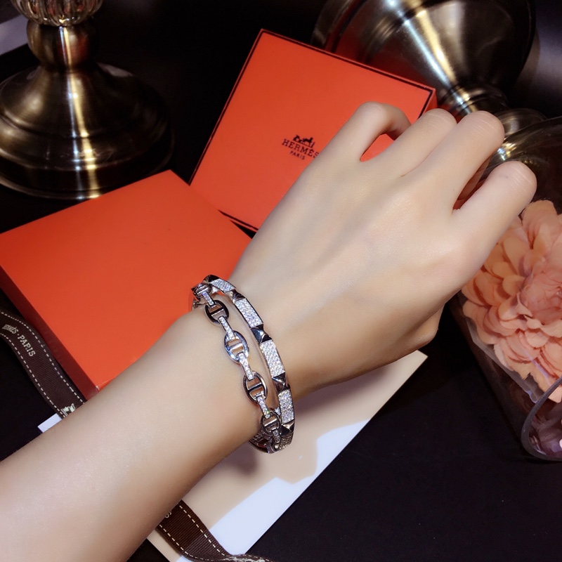 Hermes bracelet