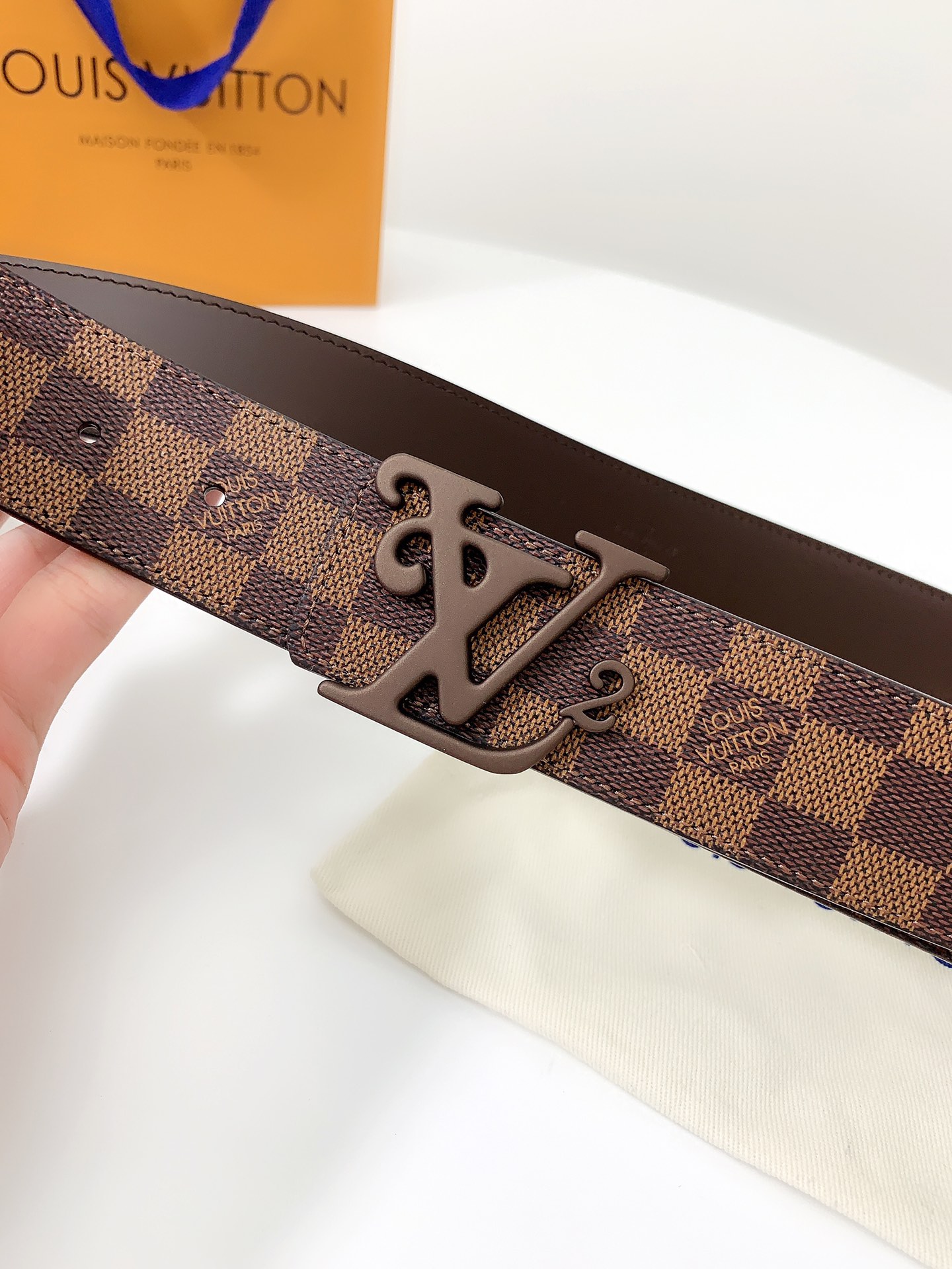 LOUIS VUITTO classic waterproof fabric with original calfskin