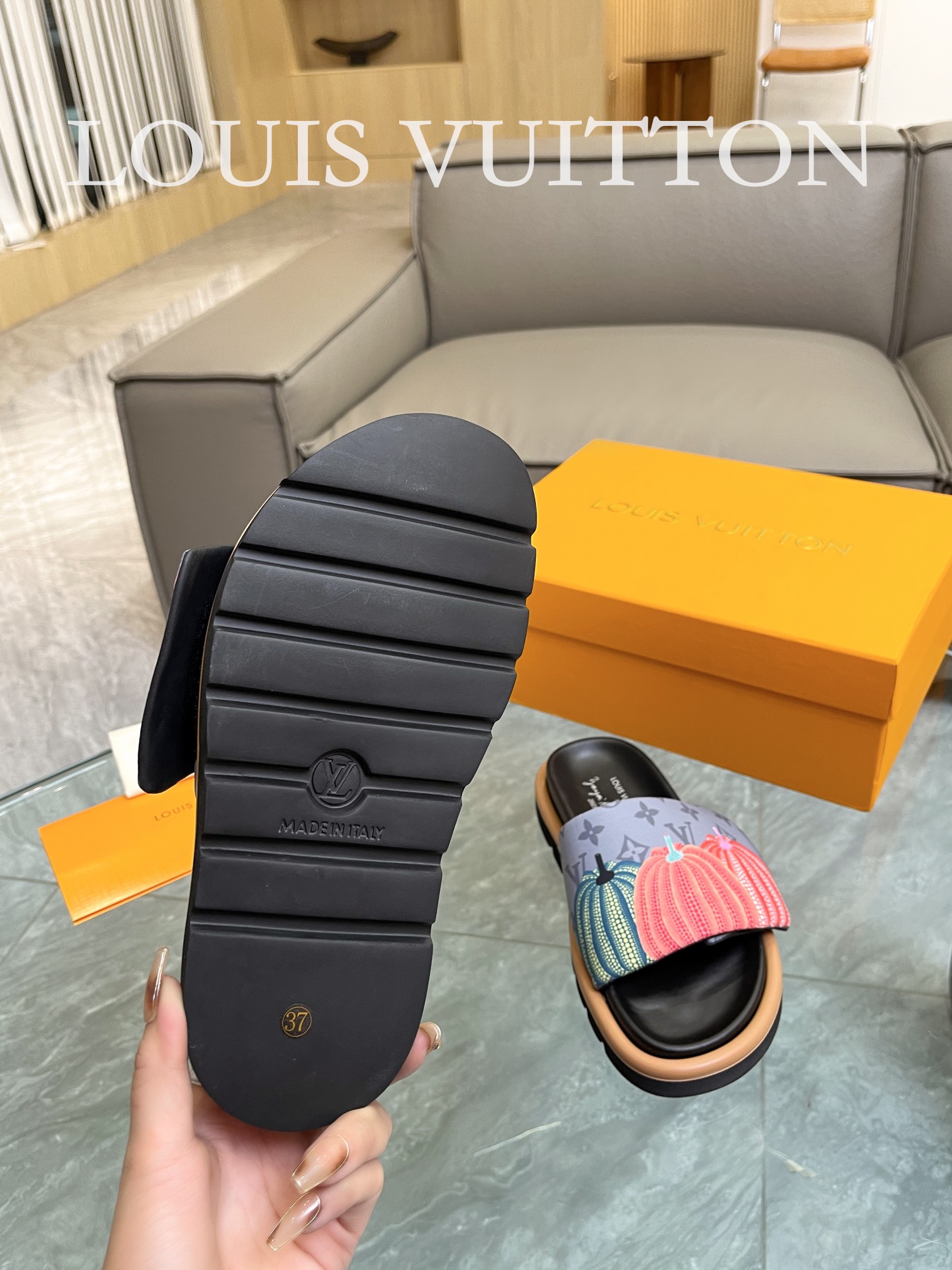 Louis Vuitton 2023 lovers mandarin duck shoes