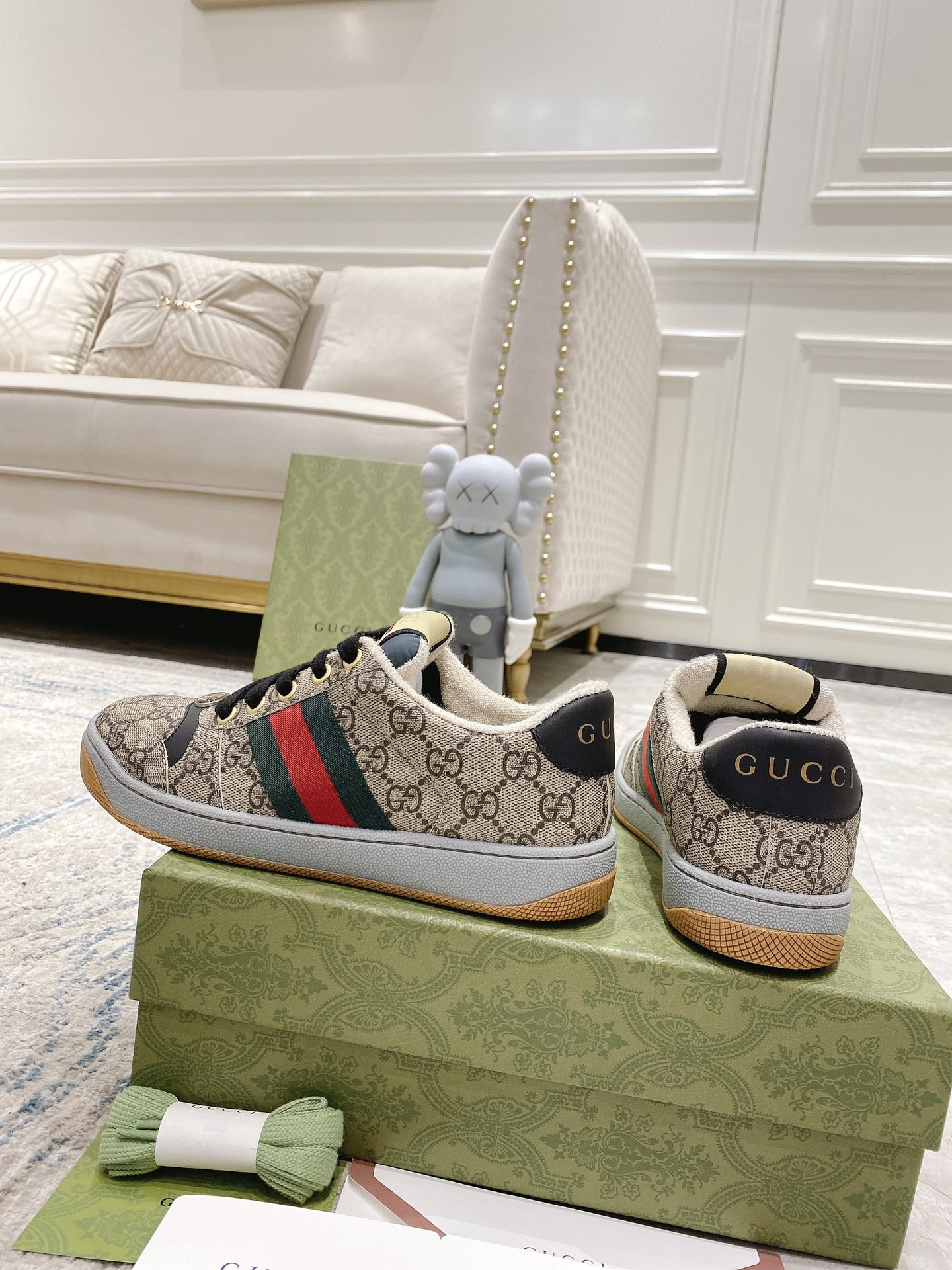 Gucci new upgraded small dirty shoes couple models