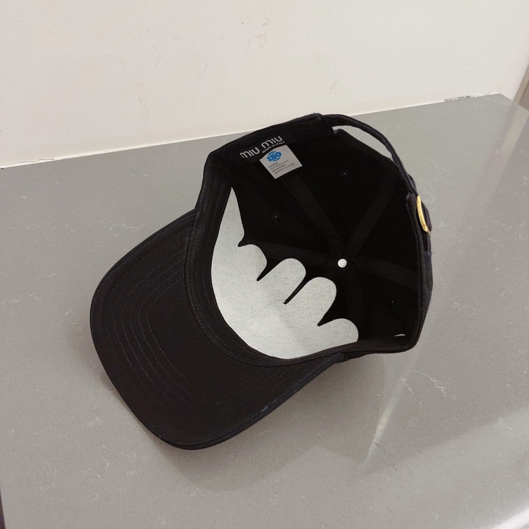 Miu Miu peaked cap, van cloth cap, baseball cap