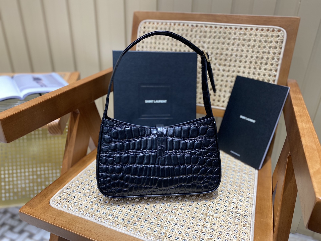 SAINT LAURENT Model: 657228 original leather with stone pattern.JD