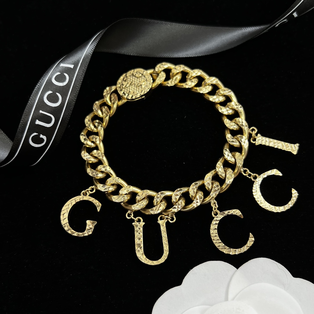 𝐆𝐮𝐜𝐜𝐢 bracelet set