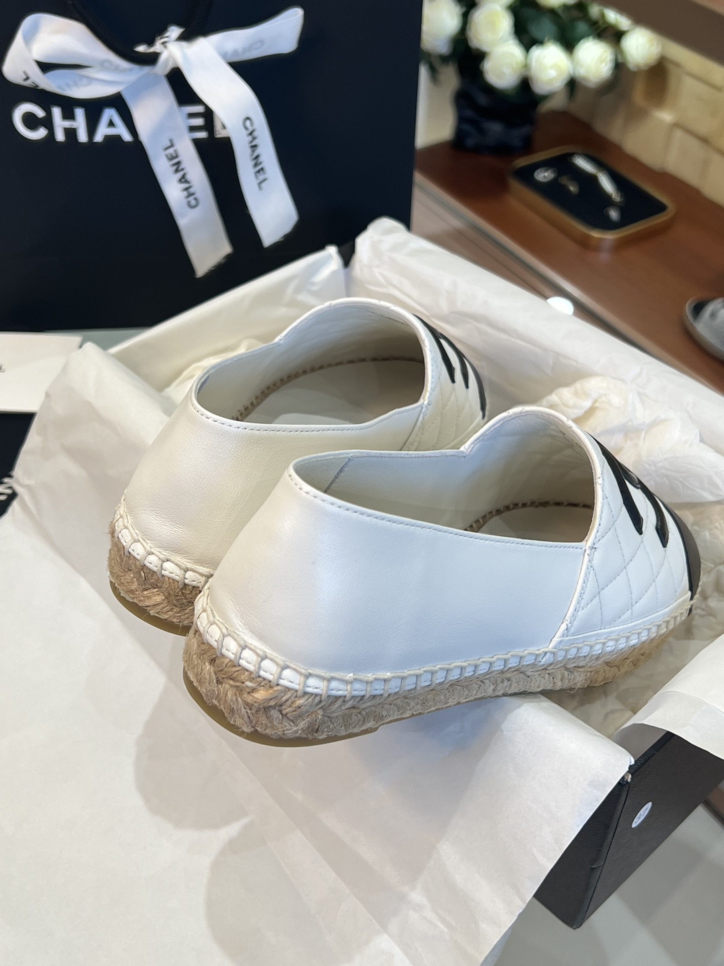 CHANEL fisherman shoes Chanel classic version of the original injection of rubber translucent rubber original color hemp sole