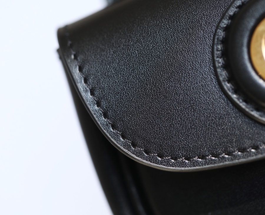 Dior Bobby Mini ✨ Black