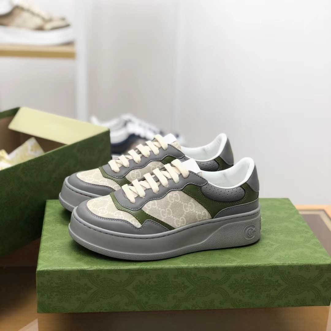Gucci sneakers Cowhide