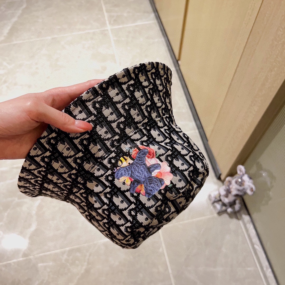 [DIOR Dior] 2023 spring and summer classic old flower fisherman hat