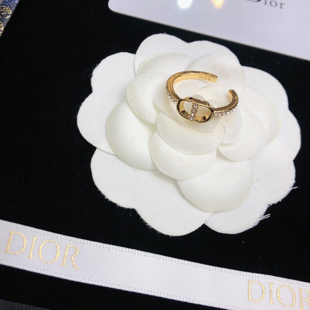 Dior CD ring