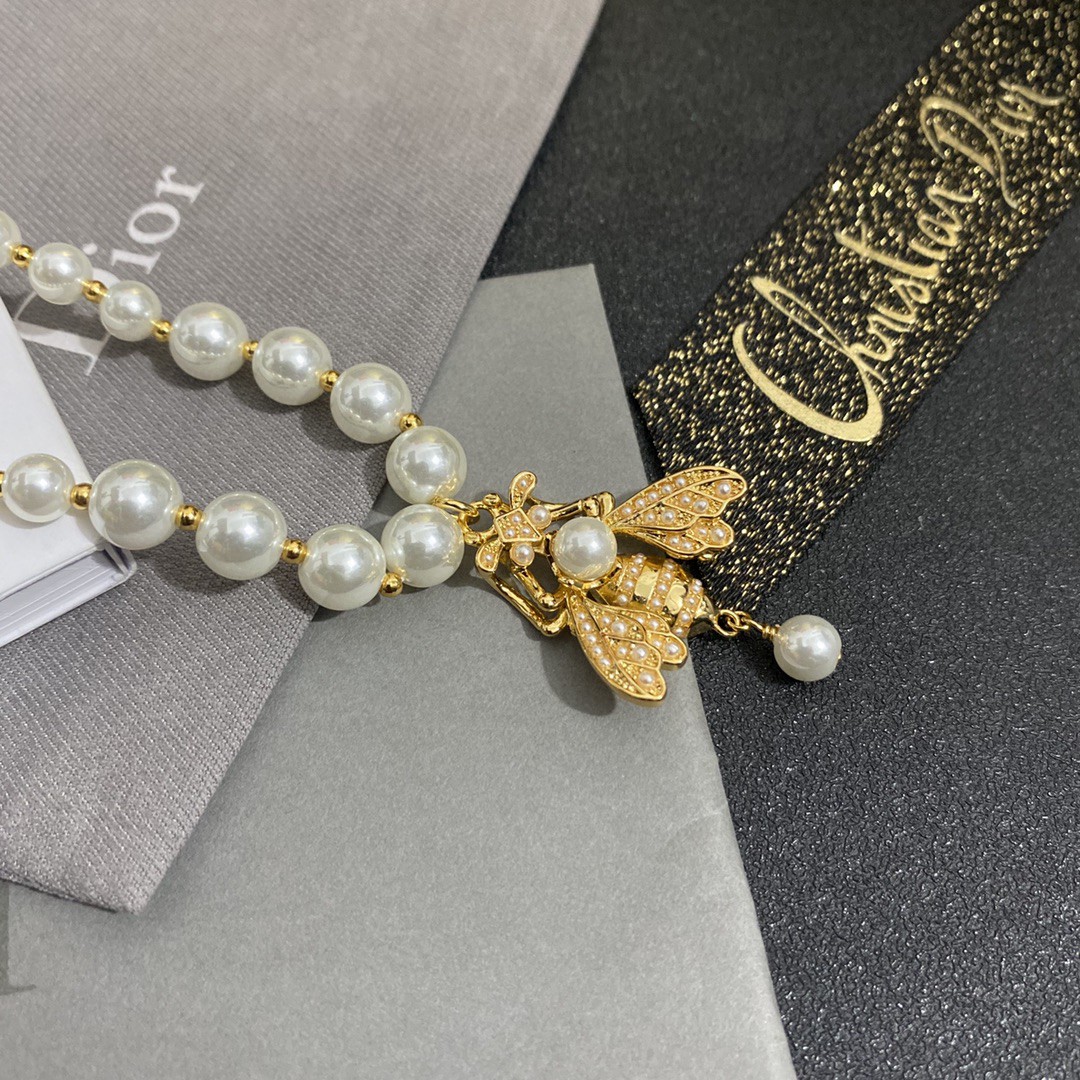 Dior necklace