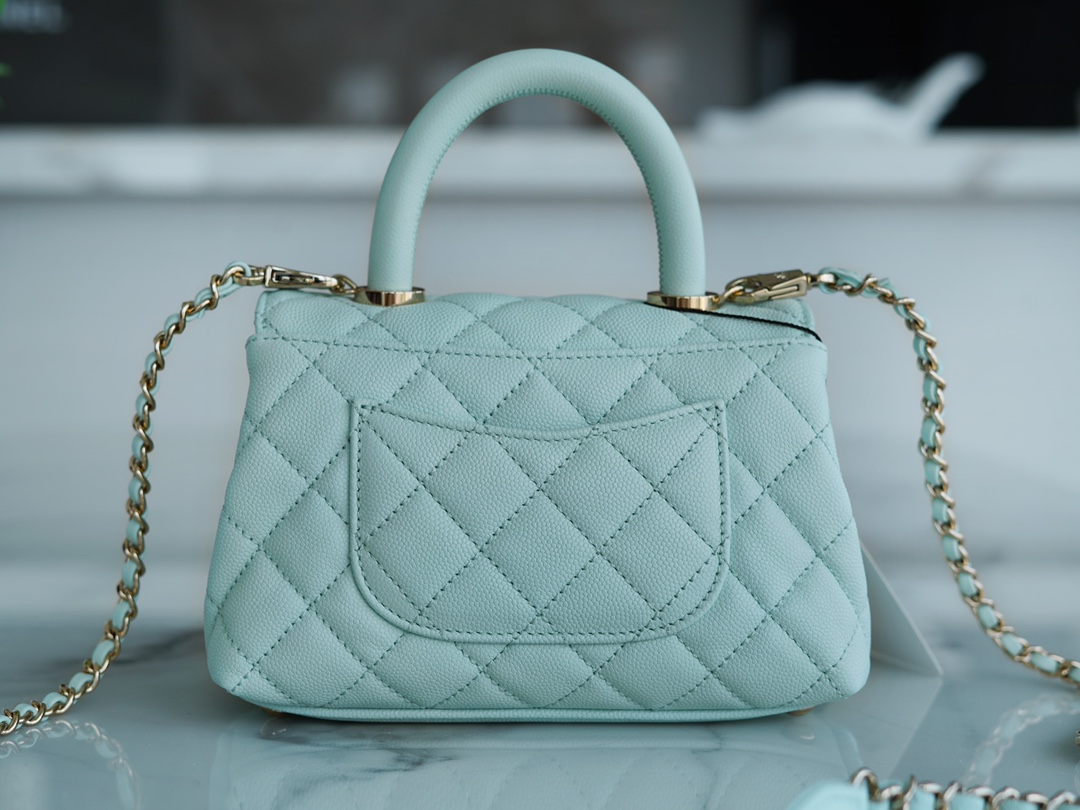 CHANEL 𝑪𝒐𝑪𝒐 𝒉𝒂𝒏𝒅𝒍 𝒆 New cowhide handle 𝗠𝗶𝗡𝗶 𝐁𝐚𝐛𝐲 Blue