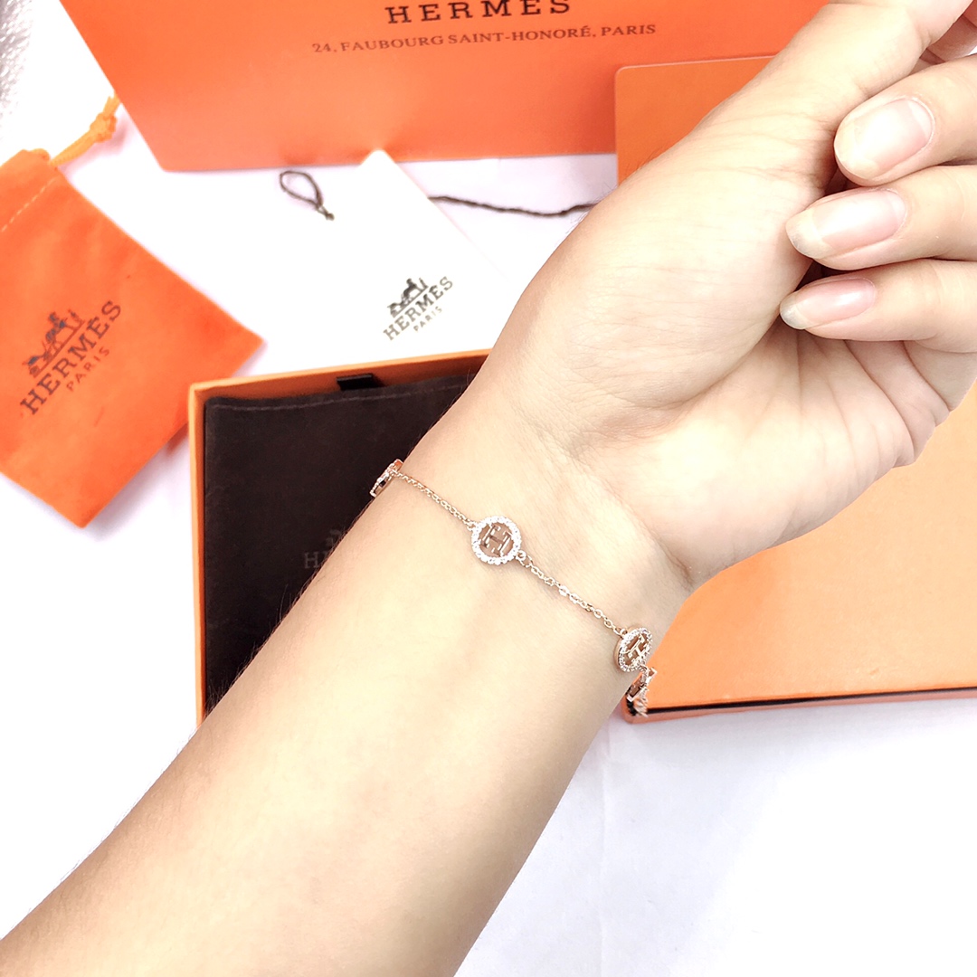 Hermes bracelet