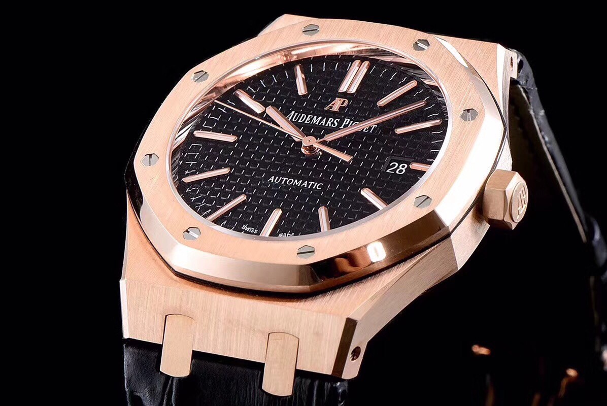 Audemars Piguet Royal Oak 15400 Series Men's Watch 41mm