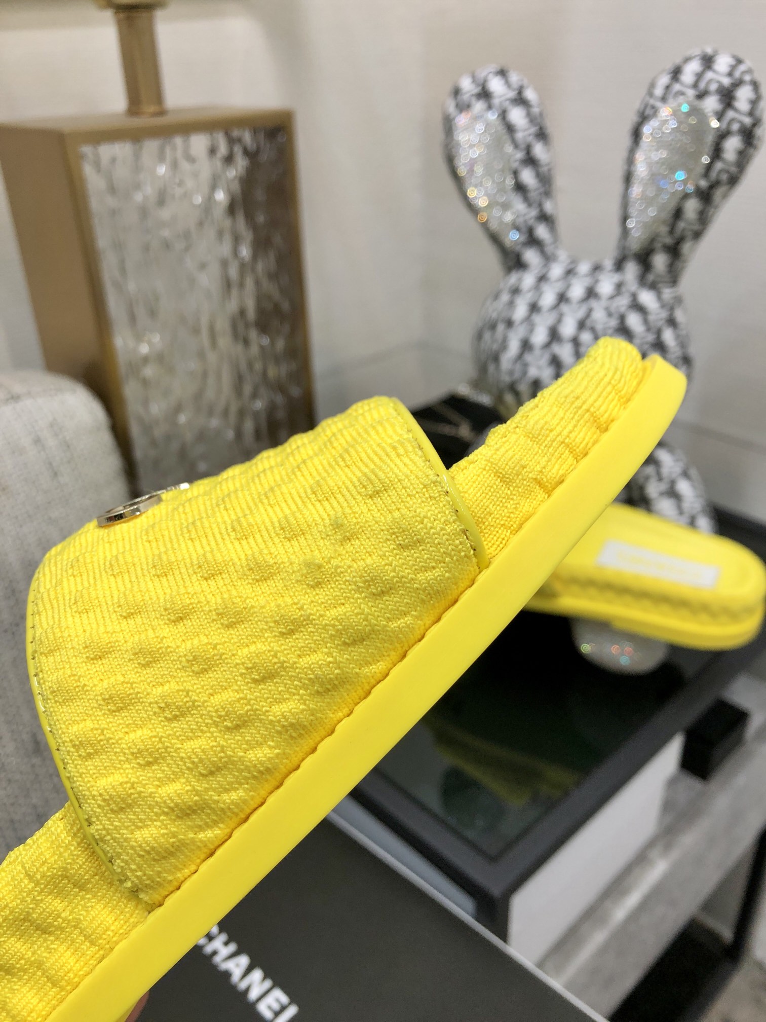 CHANEL 2022 early spring latest honey slippers fashion versatile series imported sheepskin cushioned feet