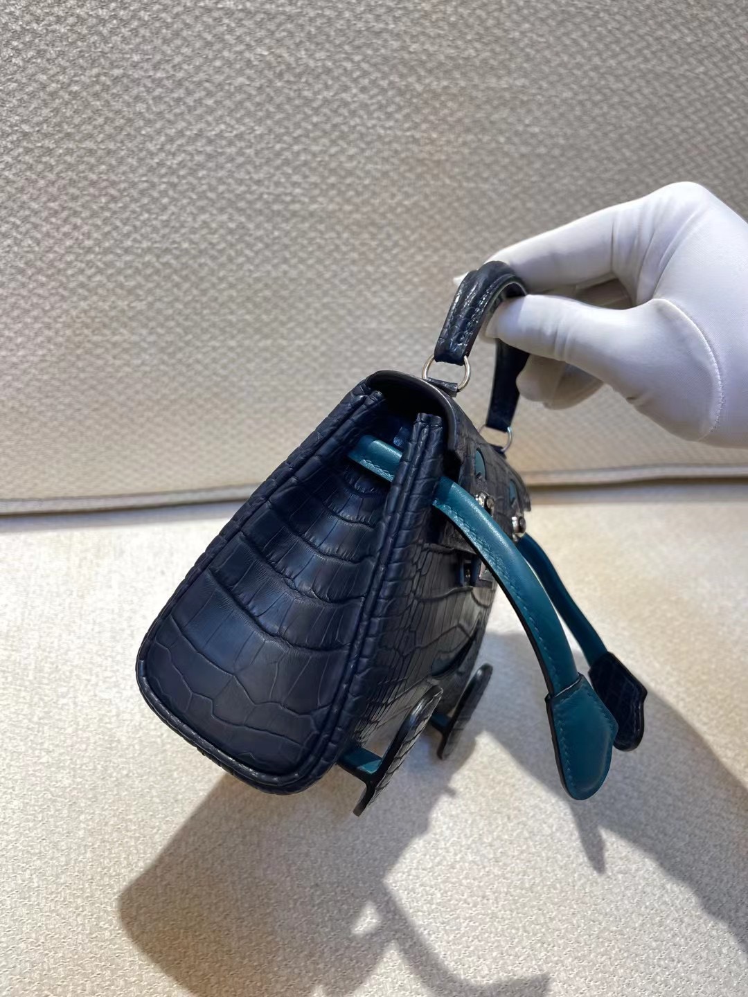 kelly doll  American crocodile top craftsmanship wax thread hand sewing