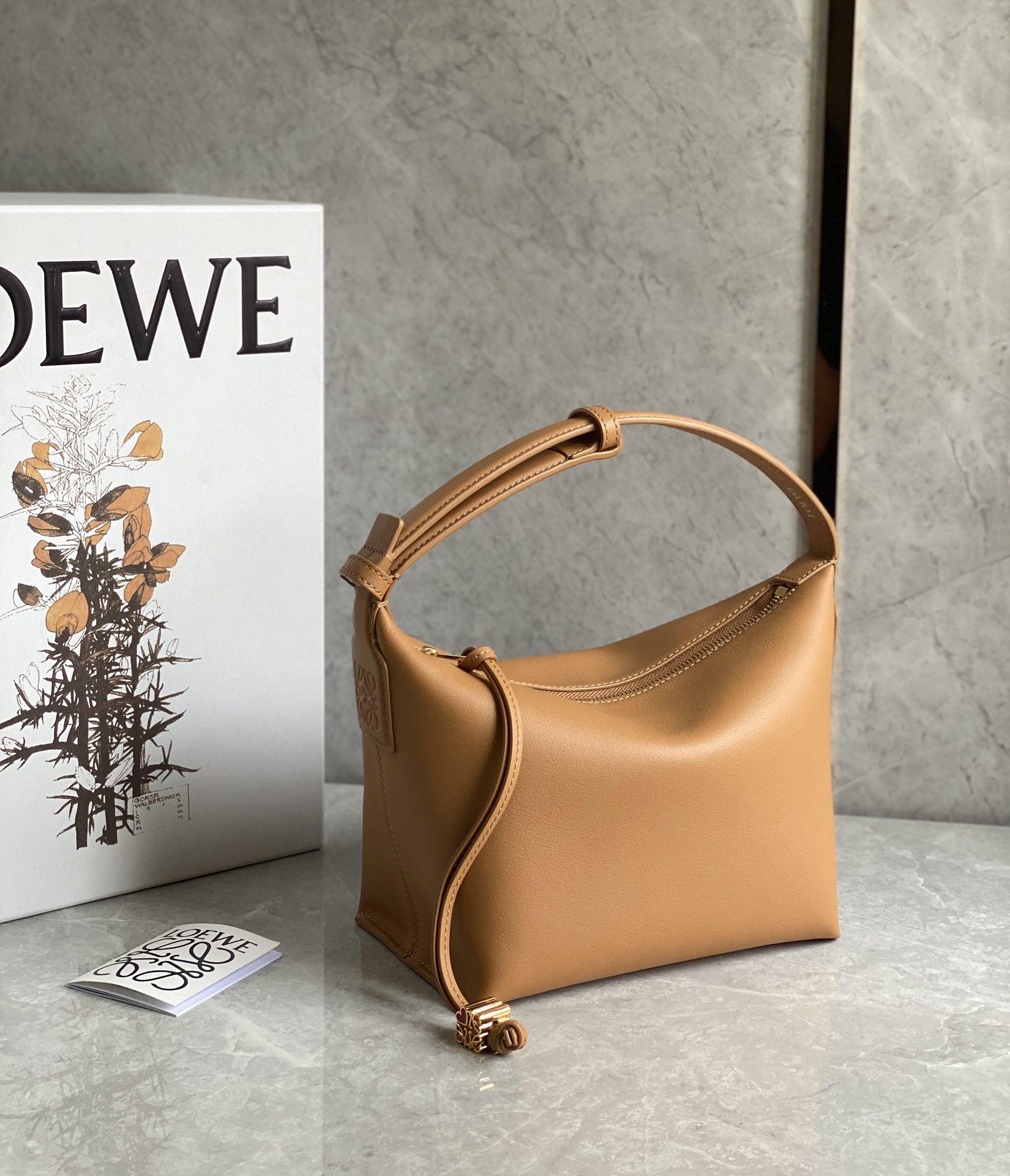 LOEWE cubi full leather lunch box bag