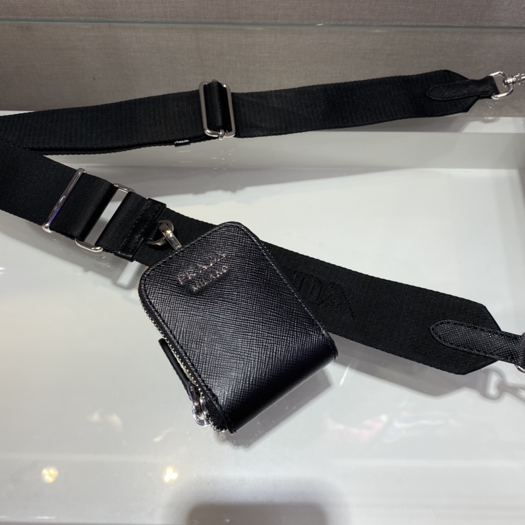 𝐏𝐑𝐀𝐃𝐀 New 3 in 1 1BP020