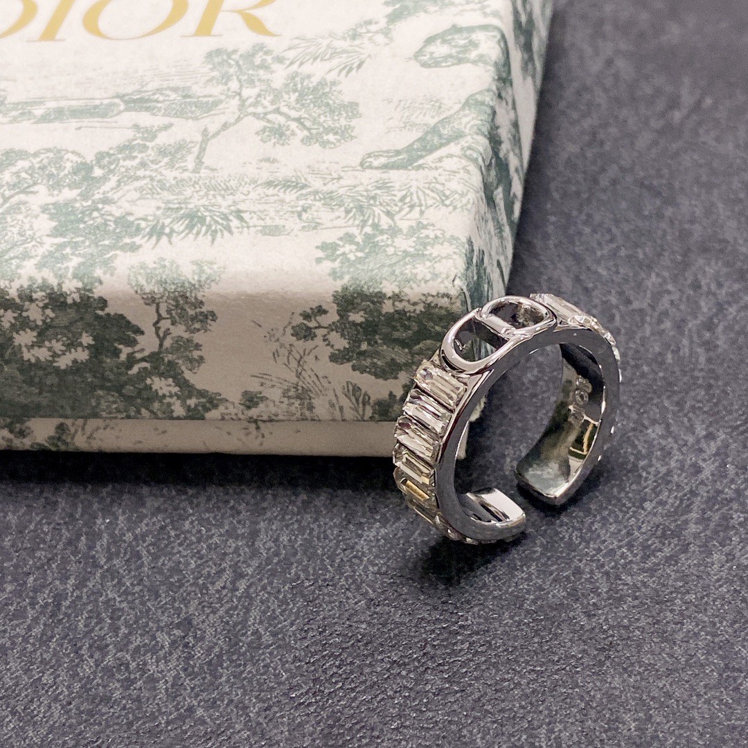Dior ring