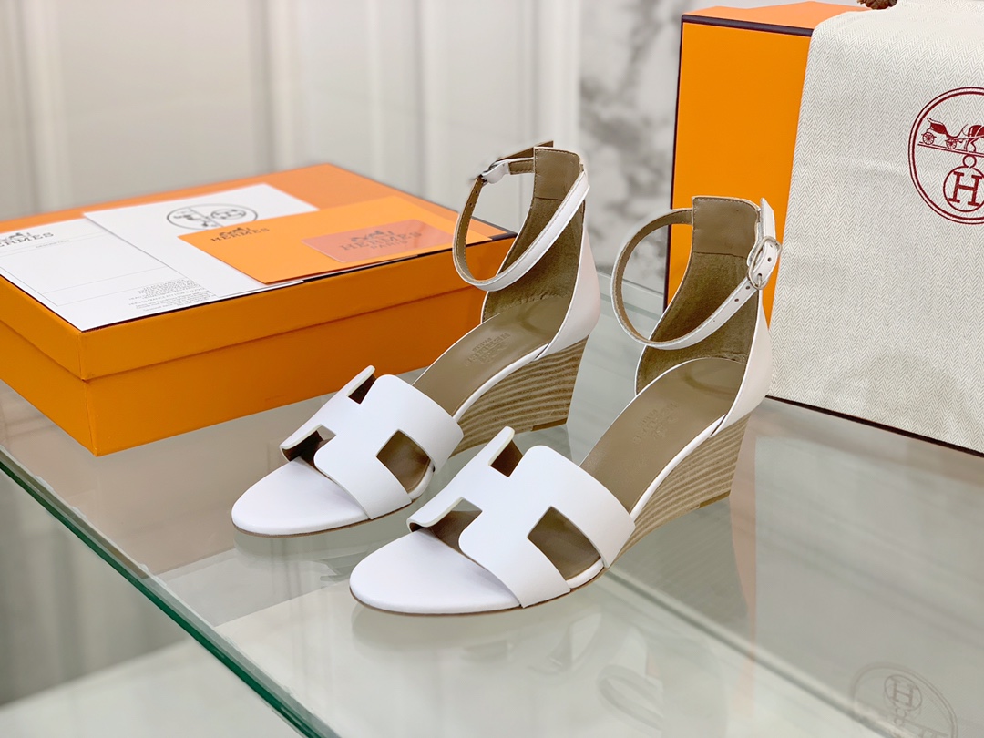 Hermes Santorini sandals