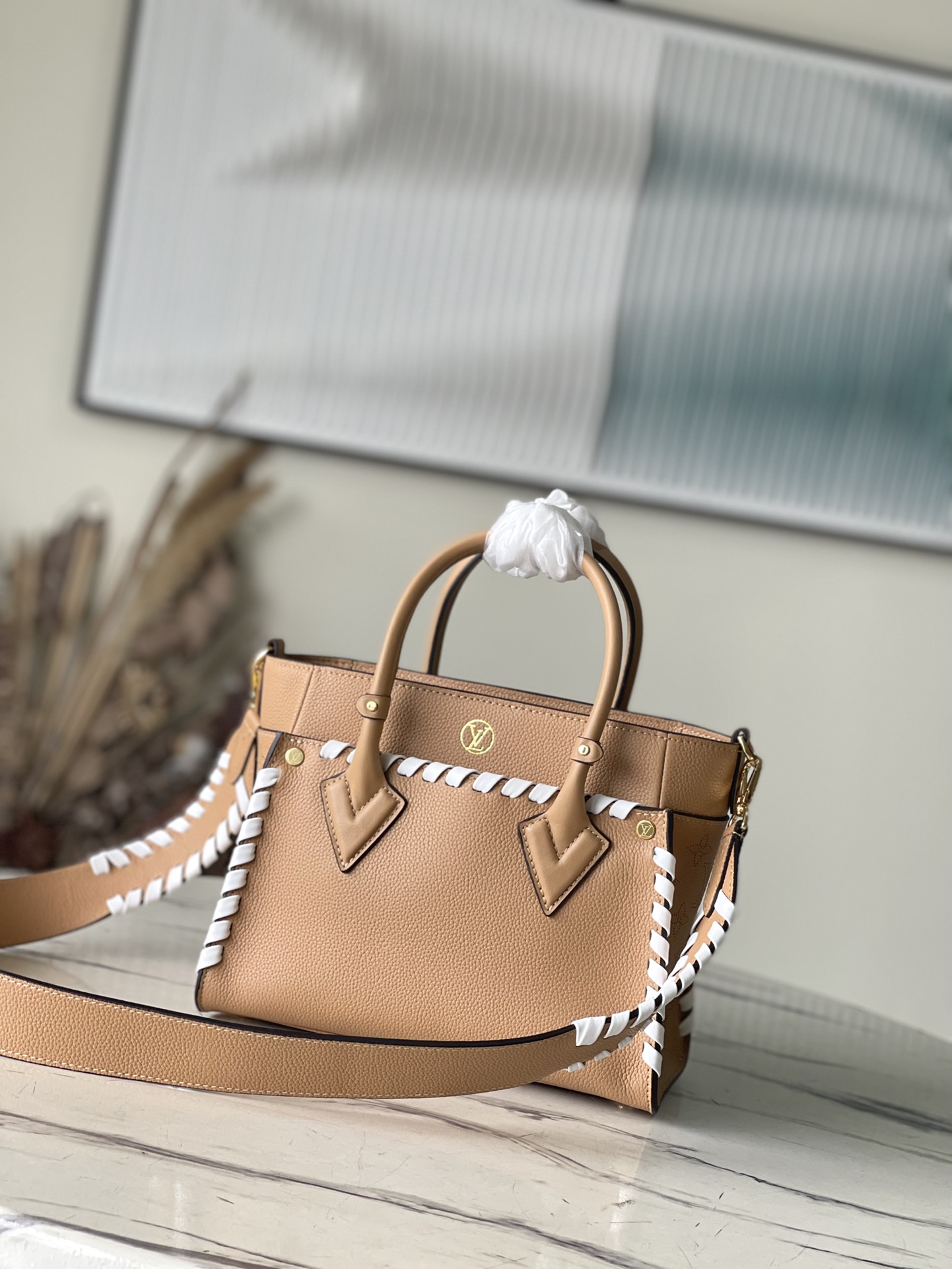 𝐋𝐎𝐔𝐈𝐒 𝐕𝐔𝐈𝐓𝐓𝐎𝐍     M21585